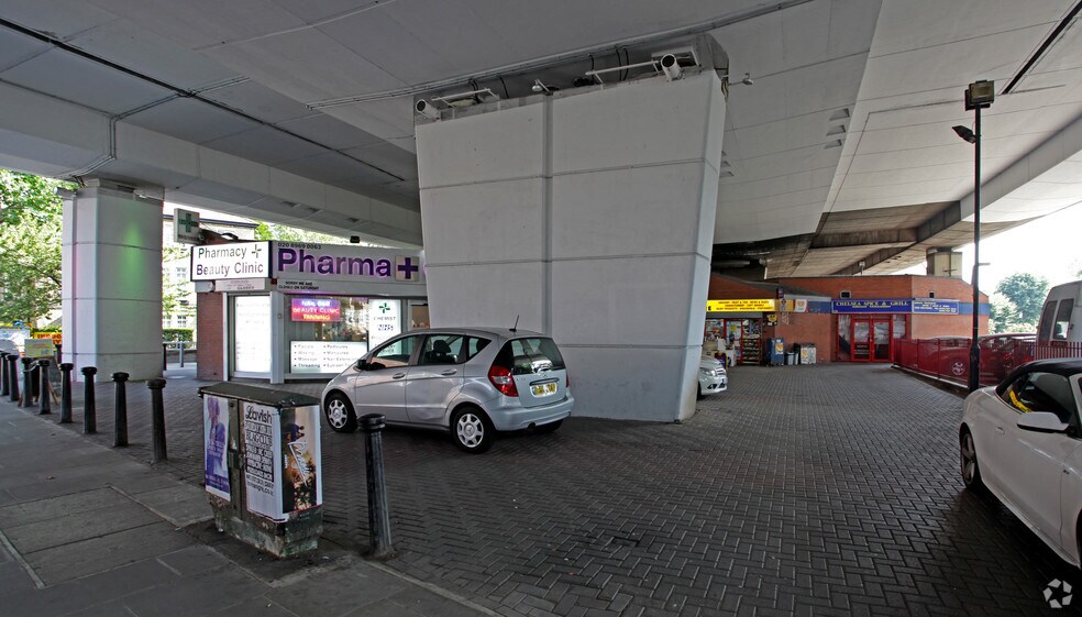 126-132 Bramley Rd, London to rent - Primary Photo - Image 1 of 2