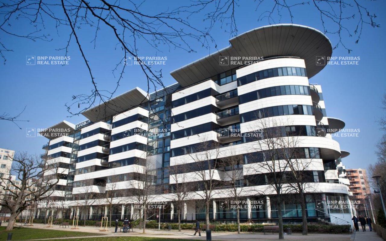 Office in Lyon to rent Building Photo- Image 1 of 23