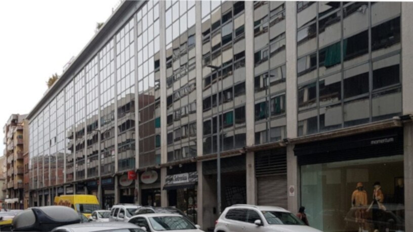 Office in Manresa, Barcelona for sale Primary Photo- Image 1 of 4