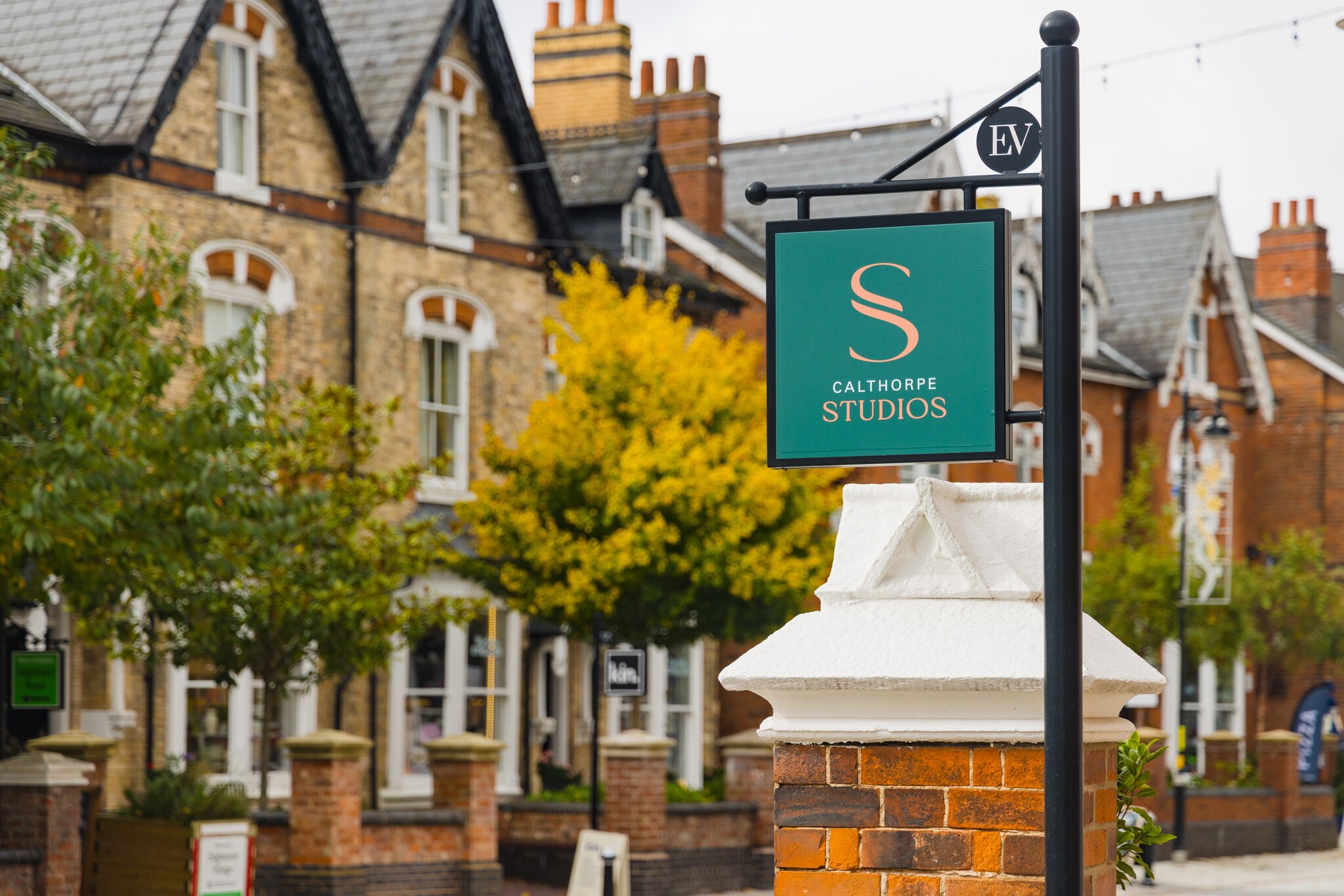 1 Greenfield Cres, Birmingham to rent Building Photo- Image 1 of 13