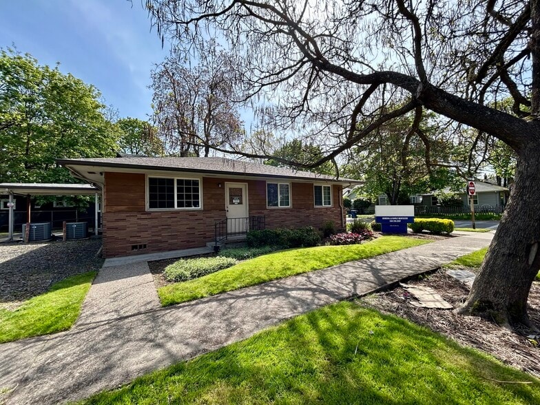 595 W 8th Ave, Eugene, OR to rent - Building Photo - Image 2 of 8