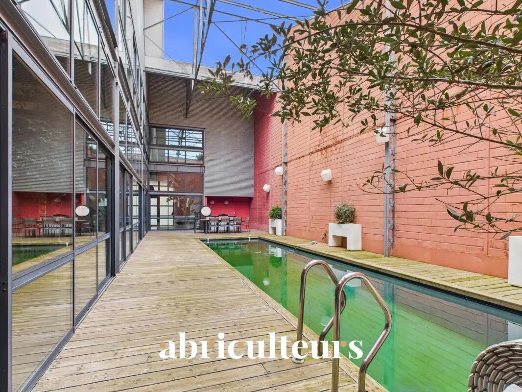 4 Rue Fernand Belliard, Bordeaux to rent Building Photo- Image 1 of 11