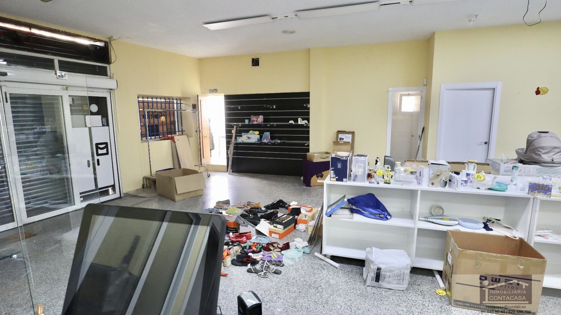 Retail in Colmenar Viejo, Madrid to rent Interior Photo- Image 1 of 5