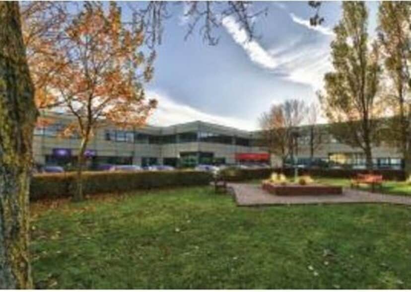 Silverthorne Way, Waterlooville to rent - Building Photo - Image 2 of 3