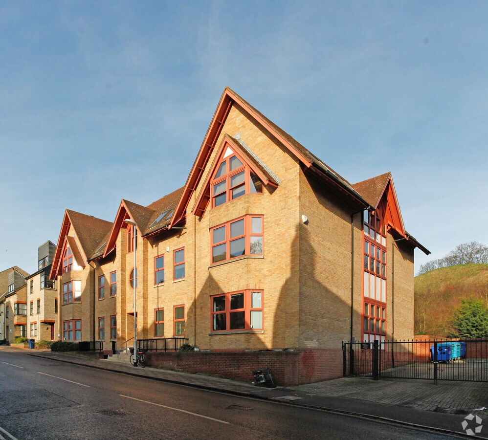 Castle St, Cambridge CB3 0AJ UK