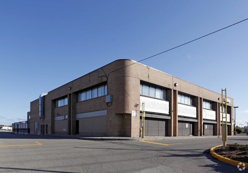 1325 Eglinton Ave E, Mississauga, ON for rent - Building Photo - Image 2 of 2