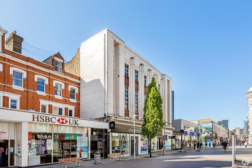 118-122 High Rd, Ilford for sale - Primary Photo - Image 1 of 1