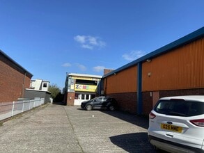 4-5 Stadium Clos, Cardiff to rent Building Photo- Image 2 of 3