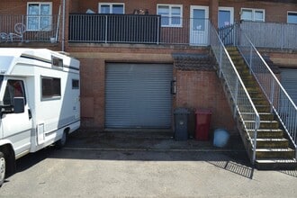 Moorwell Rd, Scunthorpe to rent Building Photo- Image 1 of 1
