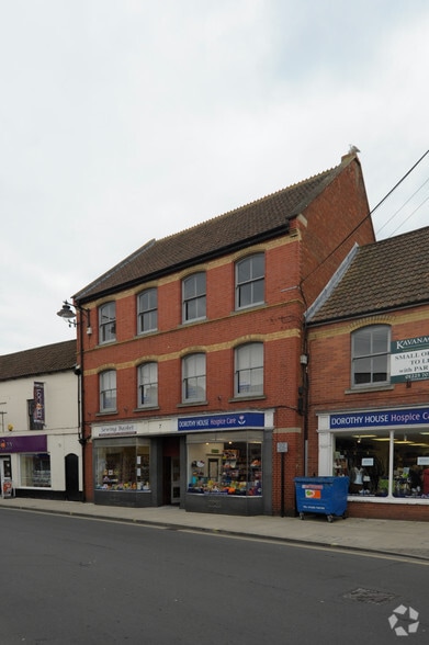 7 Church St, Melksham for sale - Primary Photo - Image 1 of 1