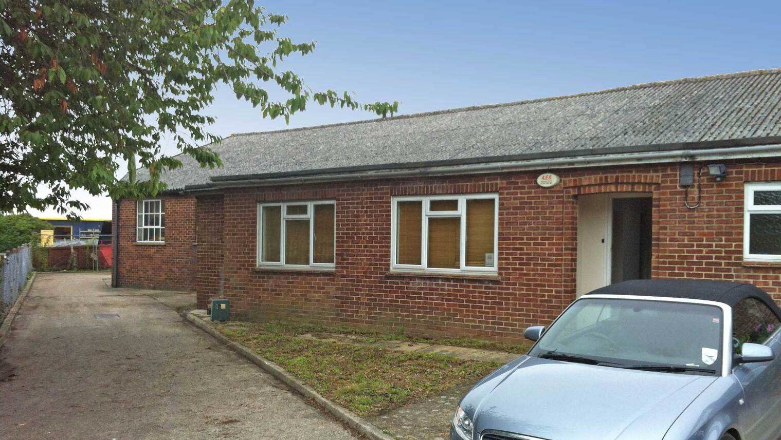 Leigh Rd, Chichester for sale Primary Photo- Image 1 of 1