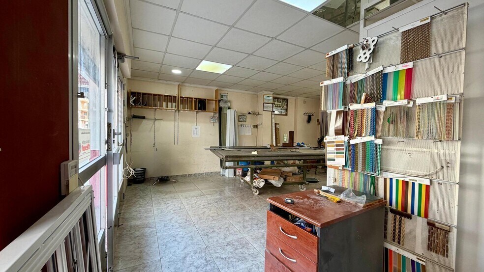 Retail in Carlet, Valencia for sale - Interior Photo - Image 2 of 17