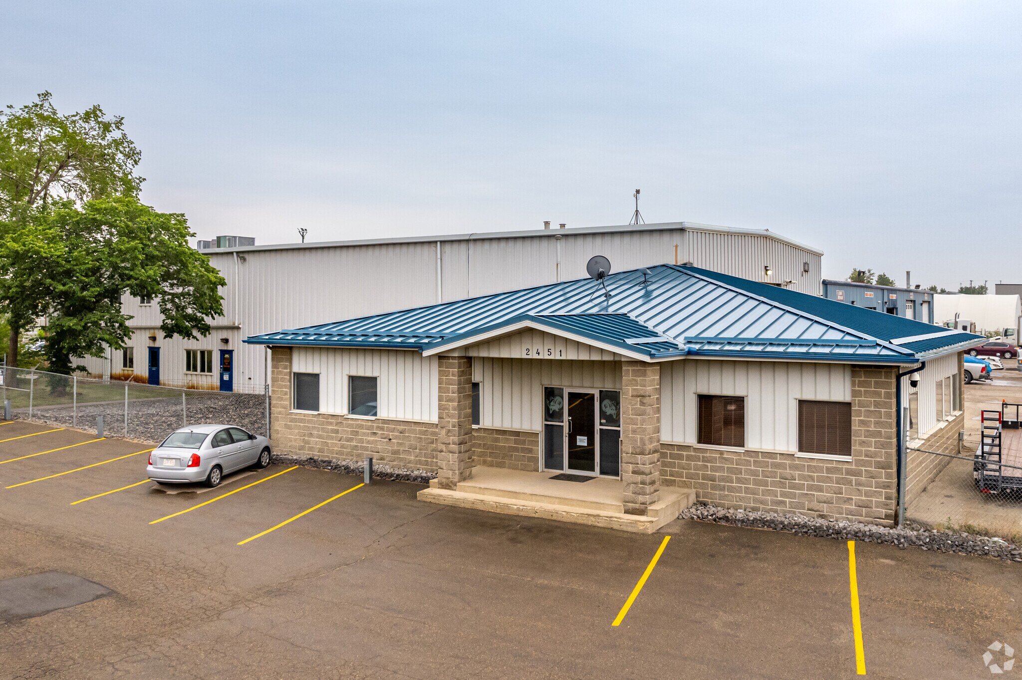 2451 76th Ave NW, Edmonton, AB for sale Primary Photo- Image 1 of 5
