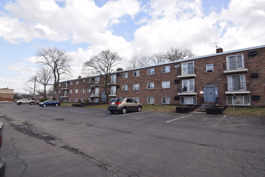 13416 Euclid Ave, Cleveland, OH for sale - Building Photo - Image 1 of 1