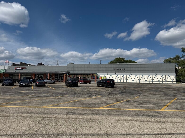 Seymour Ave, Mundelein, IL to rent - Building Photo - Image 2 of 4