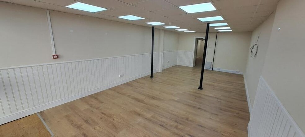 95 St James St, Brighton to rent - Interior Photo - Image 2 of 8