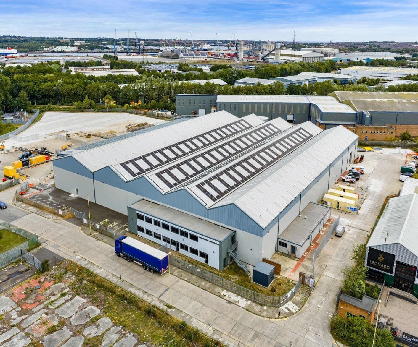 INFINITY PORTFOLIO portfolio of 3 properties for sale on LoopNet.co.uk Building Photo- Image 1 of 23