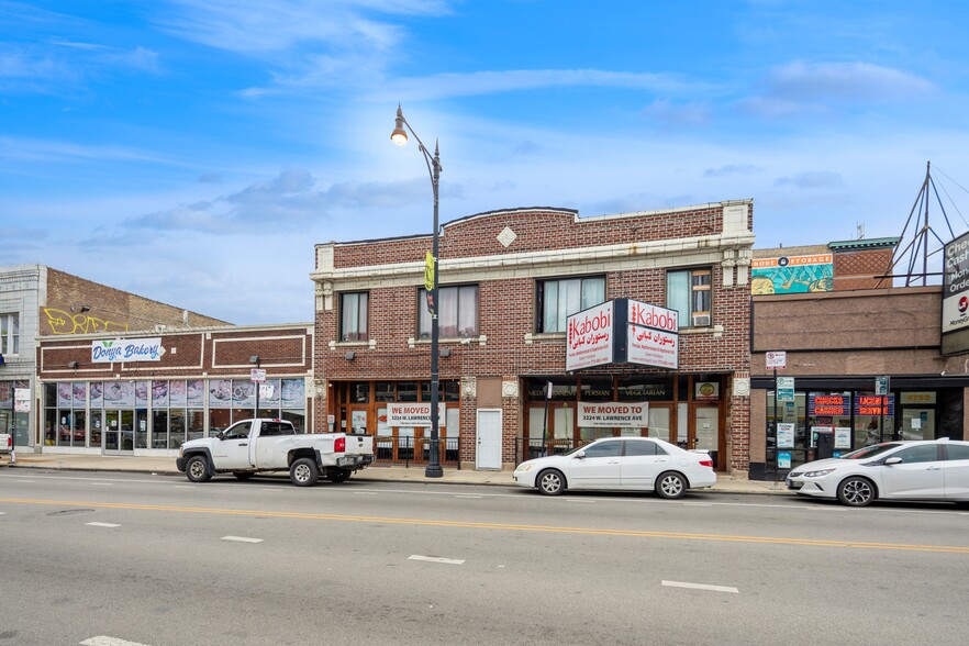 Kedzie Ave Shopping Center portfolio of 4 properties for sale on LoopNet.co.uk - Building Photo - Image 3 of 4