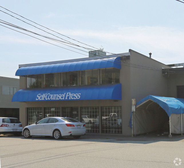 1473-1481 Charlotte Rd, North Vancouver, BC for sale - Building Photo - Image 3 of 5