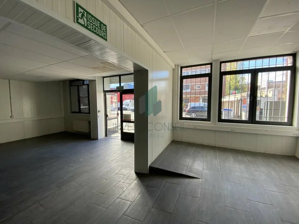 Light Industrial in Argenteuil to rent Interior Photo- Image 1 of 12