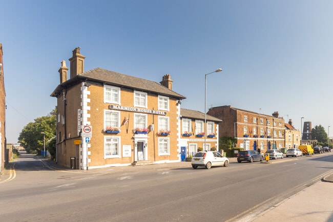 More details for 11 Lynn Rd, Wisbech - Hospitality for Sale