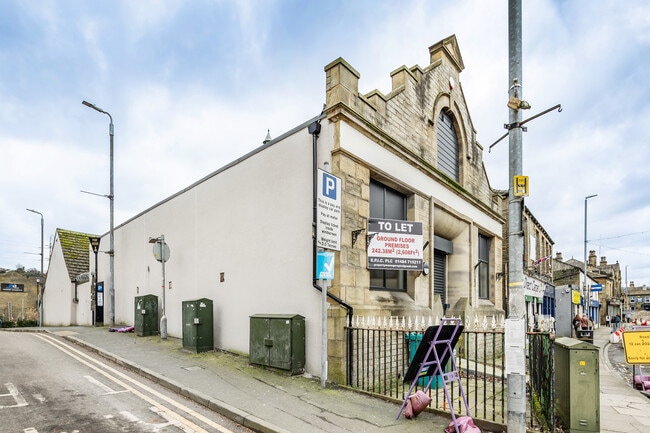 More details for 13 Bethel St, Brighouse - Retail to Rent