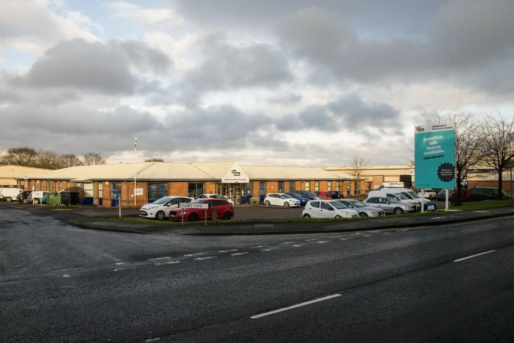 Outgang Ln, Dinnington to rent Building Photo- Image 1 of 7
