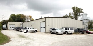 More details for 654 Armour Rd, Oconomowoc, WI - Industrial for Rent