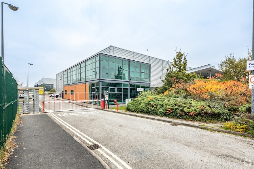 Renaissance Way, Liverpool for sale - Primary Photo - Image 1 of 1