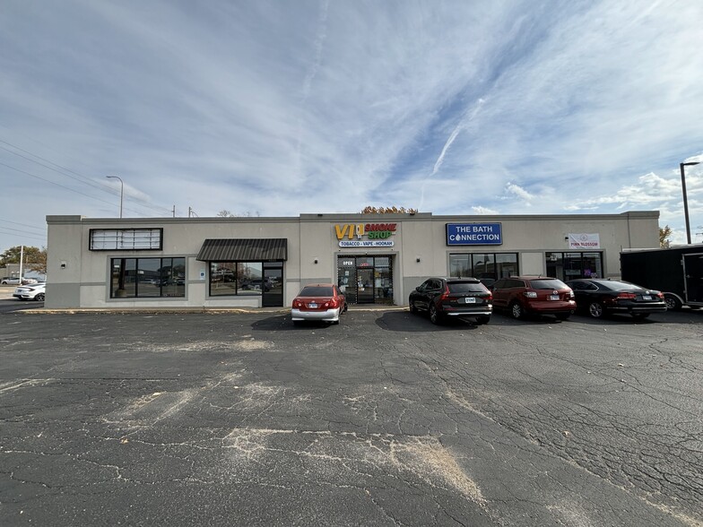 4218 N Sheridan Rd, Peoria, IL for rent - Building Photo - Image 1 of 6