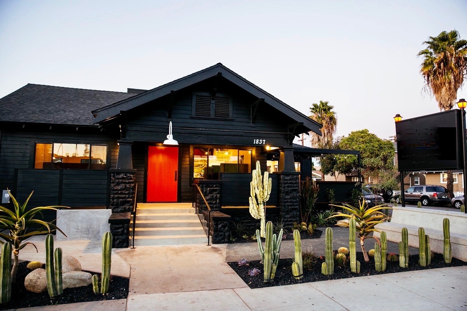 1837 E 7th St, Long Beach, CA to rent Primary Photo- Image 1 of 54