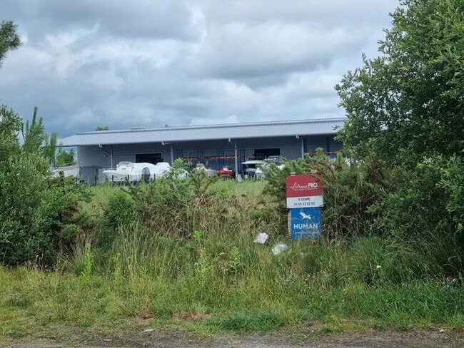 Vente Commerce 1 550 m²