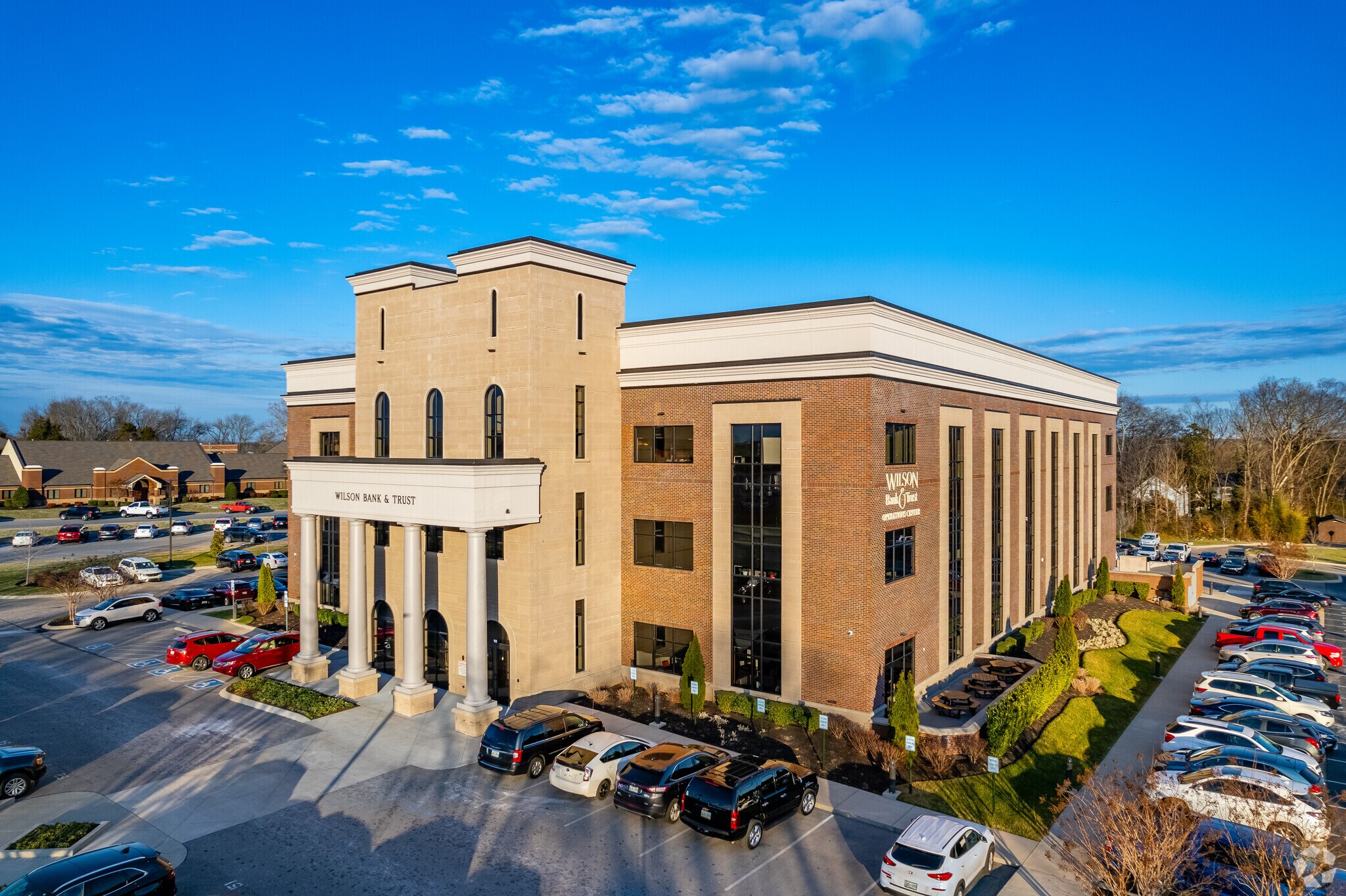 105-113 N Castle Heights Ave, Lebanon, TN for sale Primary Photo- Image 1 of 1