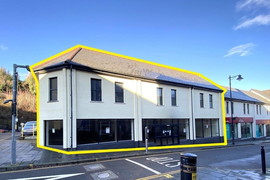 14 Crane St, Pontypool for sale - Primary Photo - Image 1 of 1