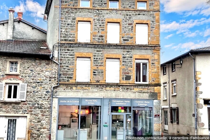 Light Industrial in Bessenay for sale - Building Photo - Image 1 of 2