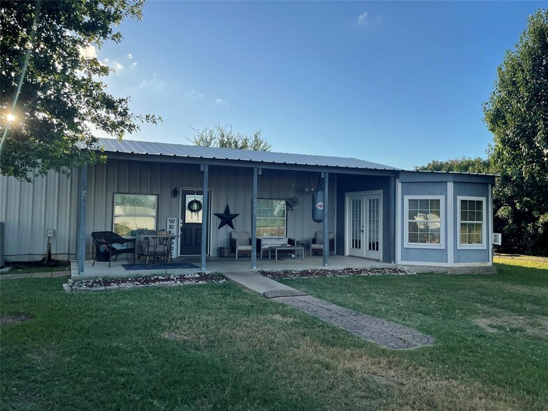 616 S Rockdale St, Lexington, TX for sale - Primary Photo - Image 1 of 7