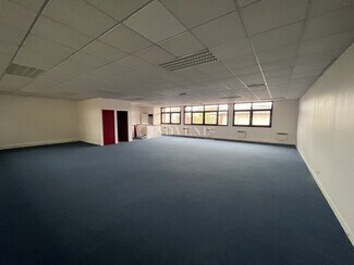 More details for 30 Avenue Robert Surcouf, Voisins-le-Bretonneux - Office to Rent