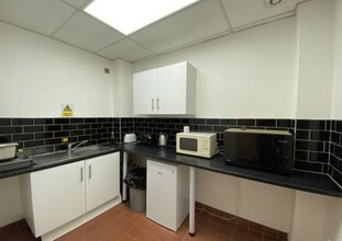 Brook St, Tipton to rent Interior Photo- Image 2 of 2