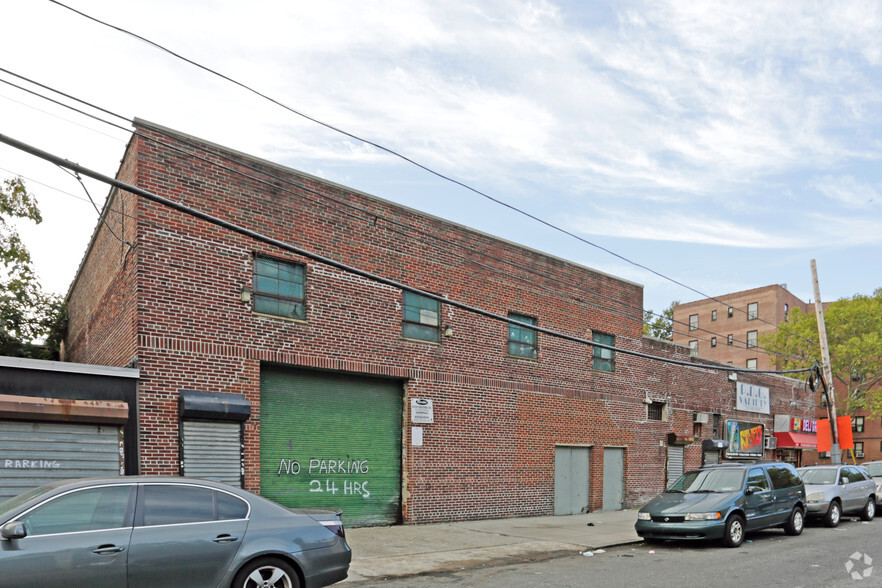 10-01-10-03 40th Ave, Long Island City, NY for rent - Building Photo - Image 2 of 3