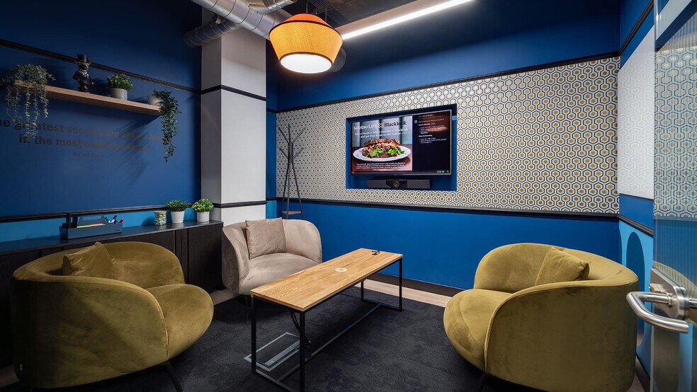 Noel St, London to rent - Interior Photo - Image 2 of 8