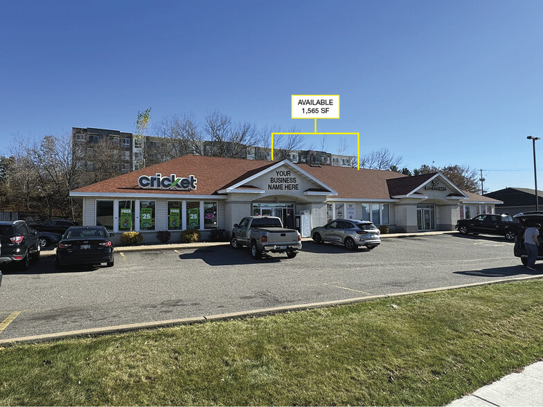 109 S 17th Ave, Wausau, WI for rent - Building Photo - Image 1 of 2