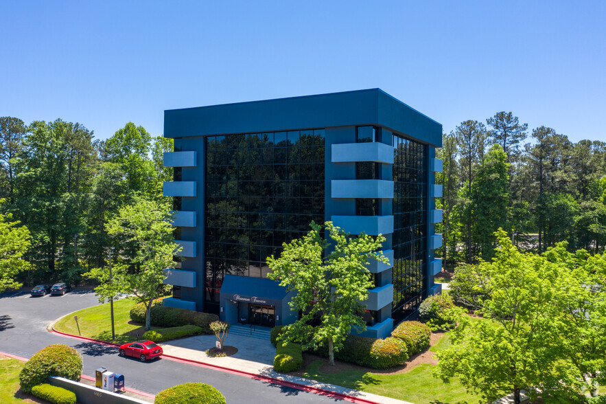 4400-4405 Mall Blvd, Union City, GA for sale - Building Photo - Image 1 of 1