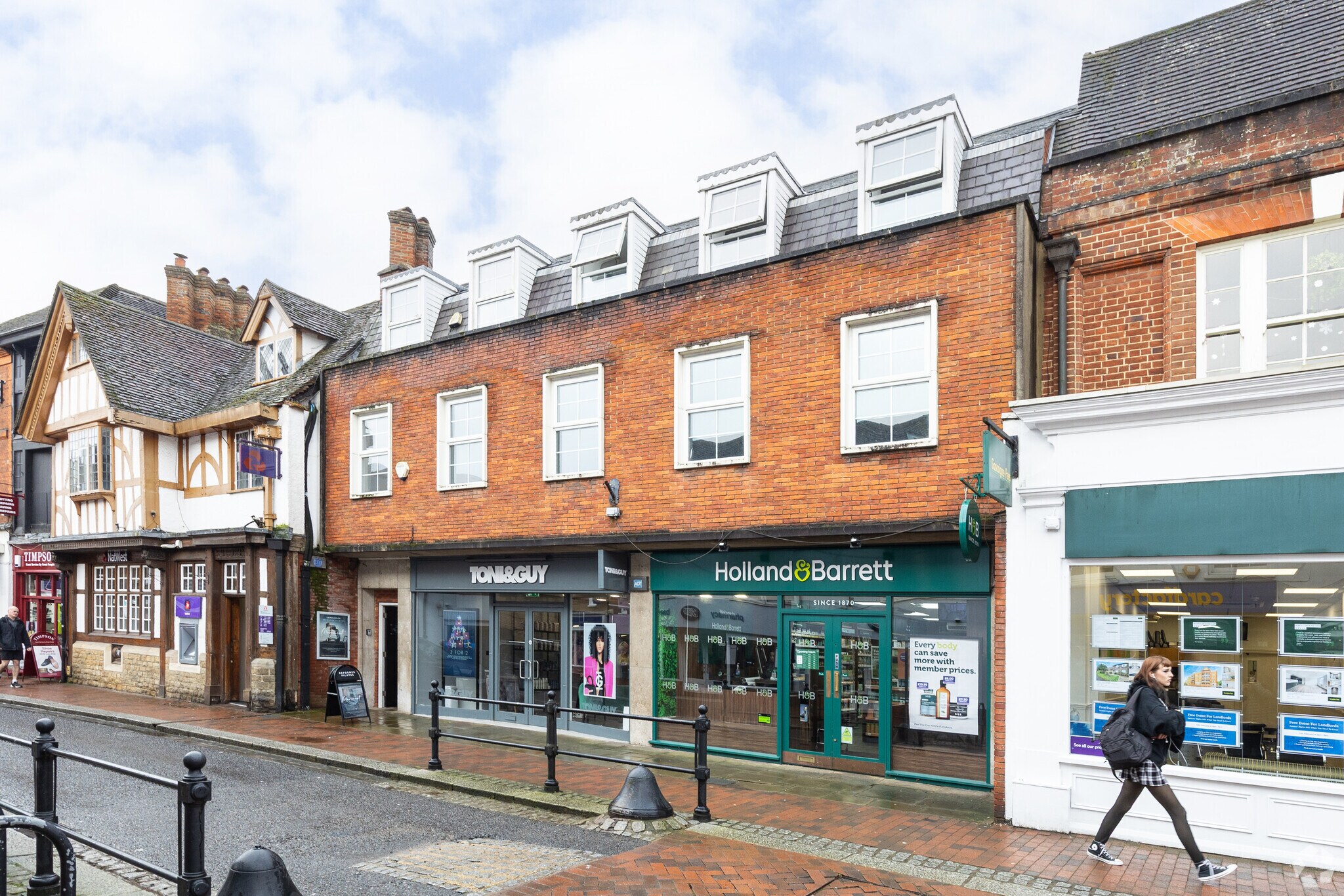 79-81 High St, Godalming for sale Primary Photo- Image 1 of 1