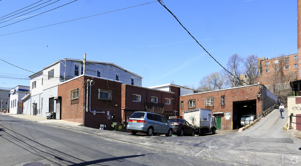 225-233 Washington St, Mount Vernon, NY for sale - Primary Photo - Image 1 of 1