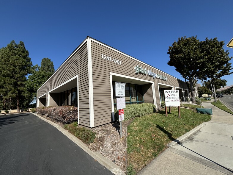 1207-1247 S Park Victoria Blvd, Milpitas, CA for rent - Building Photo - Image 2 of 14