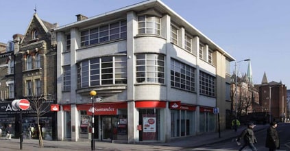 128-130 North End, Croydon to rent Building Photo- Image 1 of 1