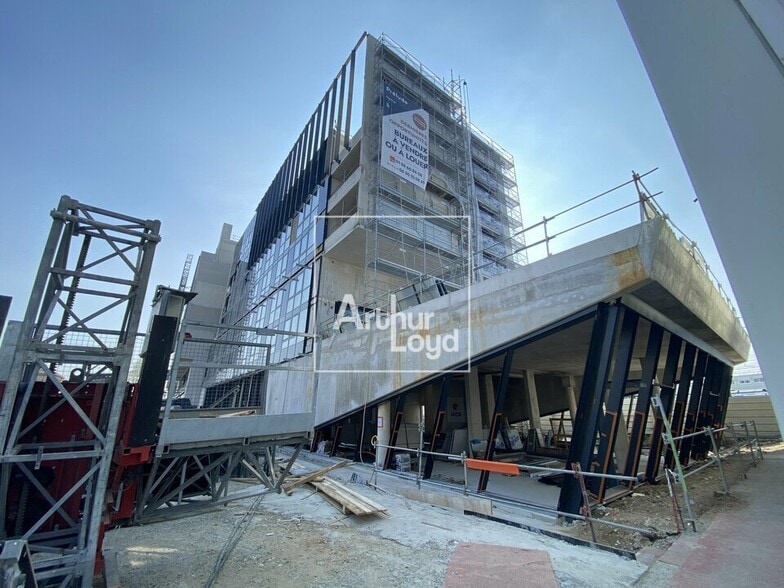 Office in Melun for sale - Construction Photo - Image 2 of 6