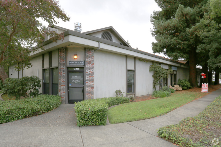 700-798 California Blvd, Napa, CA for rent - Building Photo - Image 1 of 8