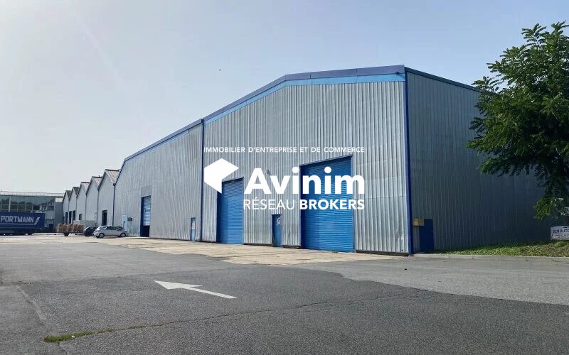 Industrial in Corbeil-Essonnes to rent Building Photo- Image 1 of 5