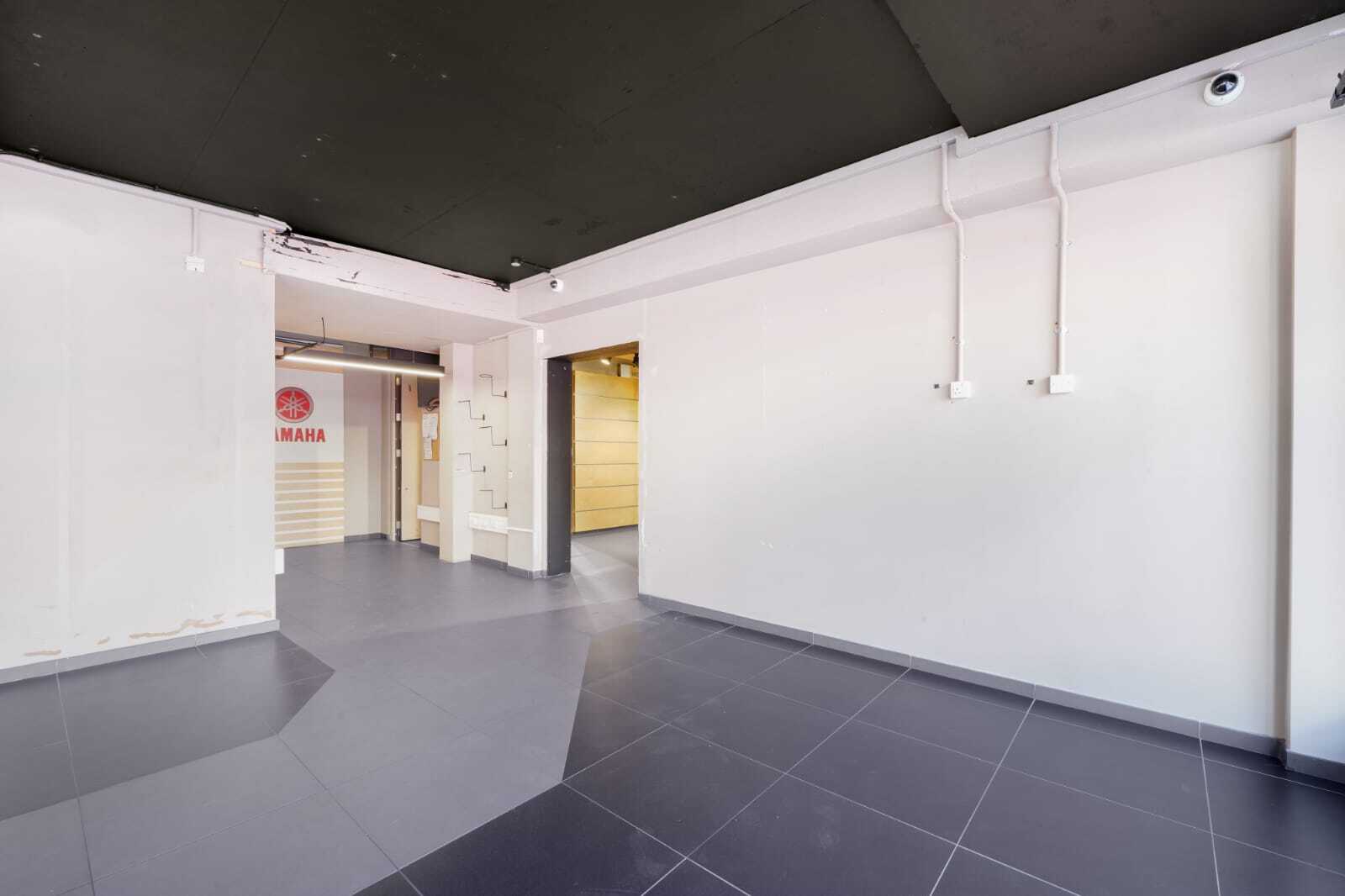 46-52 Dudden Hill Lane, London to rent Interior Photo- Image 1 of 11